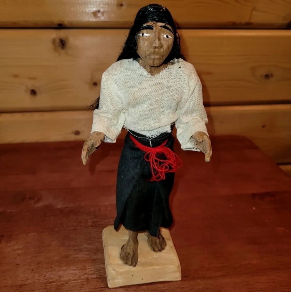 VTG Mexican or Native American Folk Art Doll Handmade Carved Wood & Posable Arms